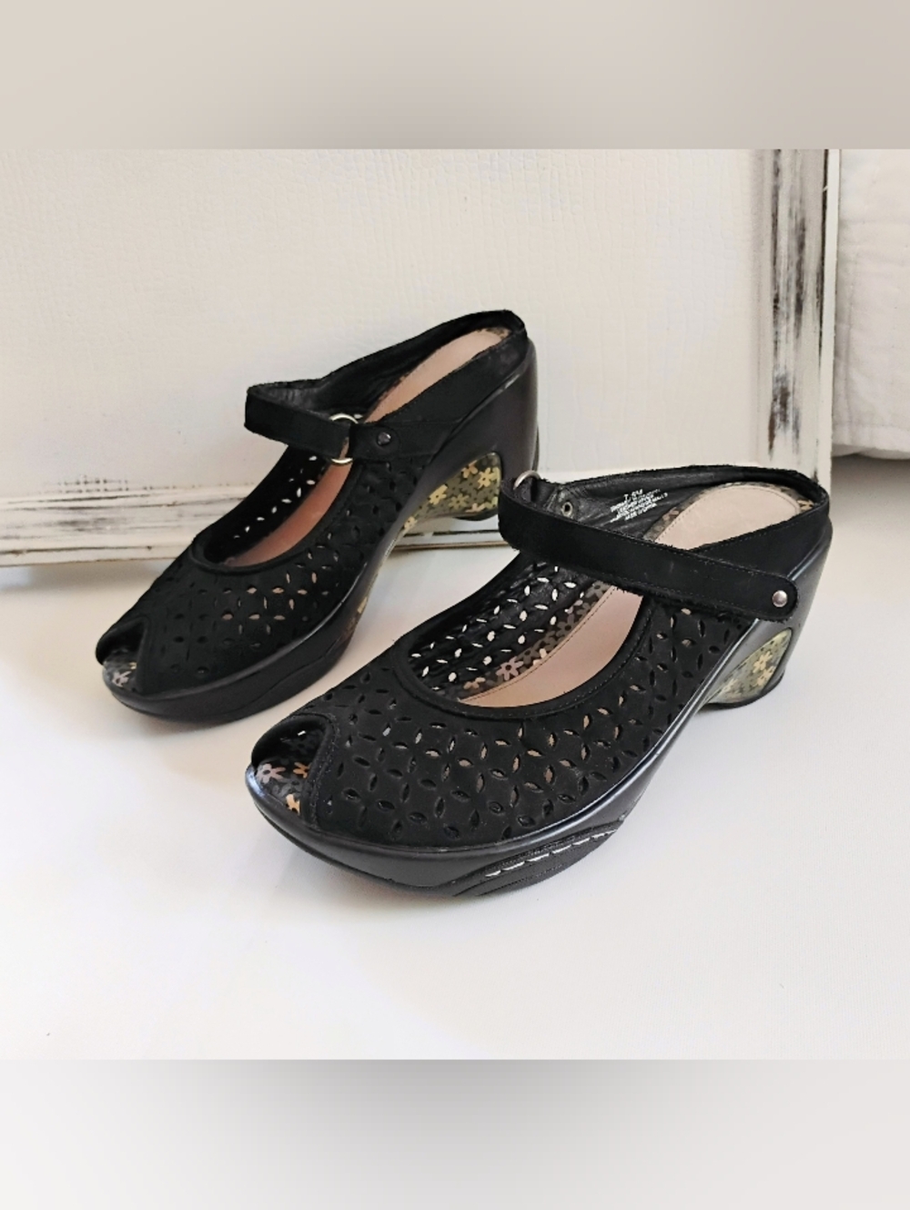 Jambu J-41 Journey Encore Wedge Sandals Mary Jane Clogs Women's 7.5